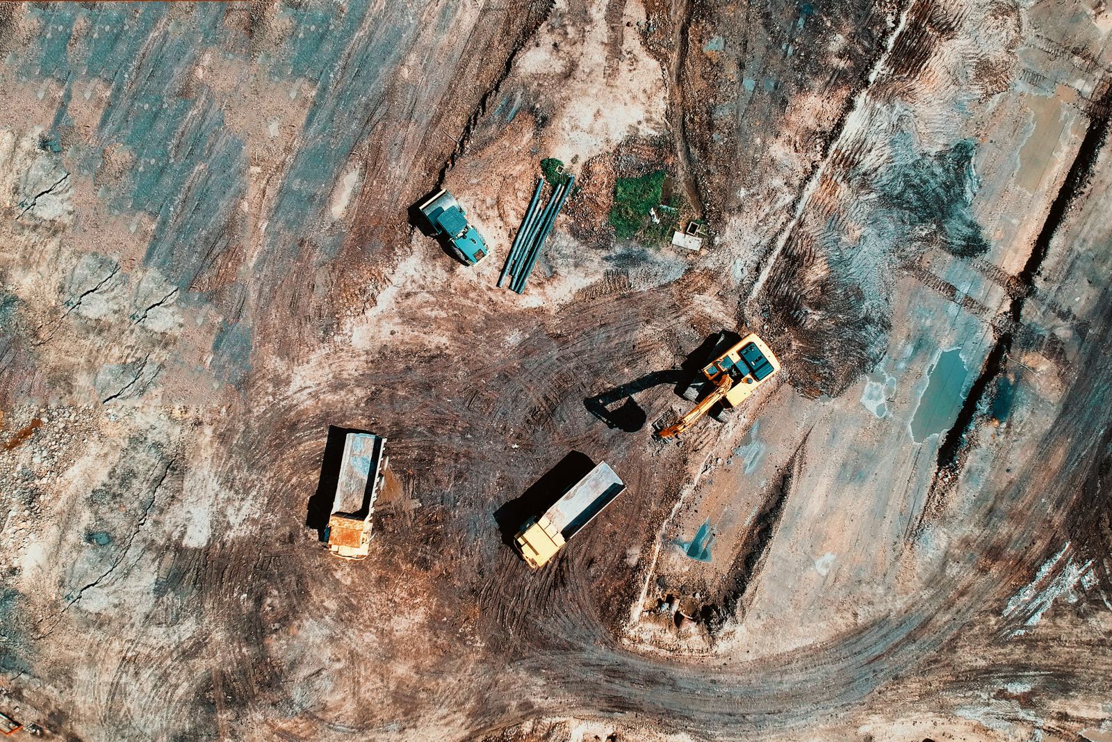 Transporte de terra e entulho